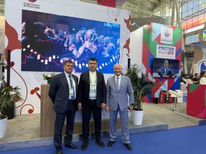 Работа на Российско-Китайском ЭКСПО продолжается!